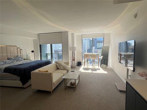 apt-2505-31 Se 6th St, Miami, FL, 33131-3176 | Card Image