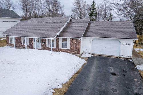 234 Riverview Dr, Sydney, NS, B1S3R7 | Card Image
