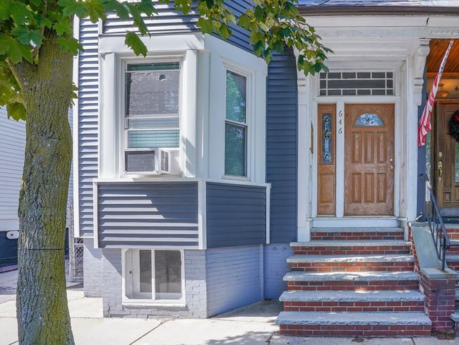 APT-1 - 646 E 7 Th St, Condo with 2 bedrooms, 1 bathrooms and null parking in Boston MA | Image 22