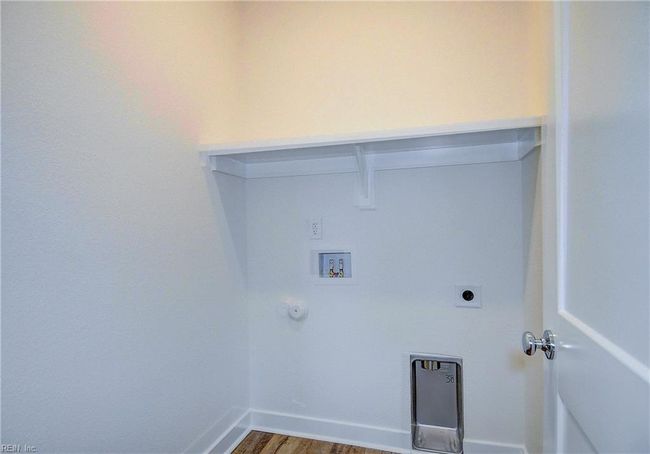 sample photo laundry room | Image 31