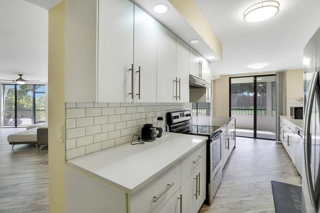 APT-104 - 4770 Fountains Dr S, Condo with 2 bedrooms, 2 bathrooms and null parking in Lake Worth FL | Image 4
