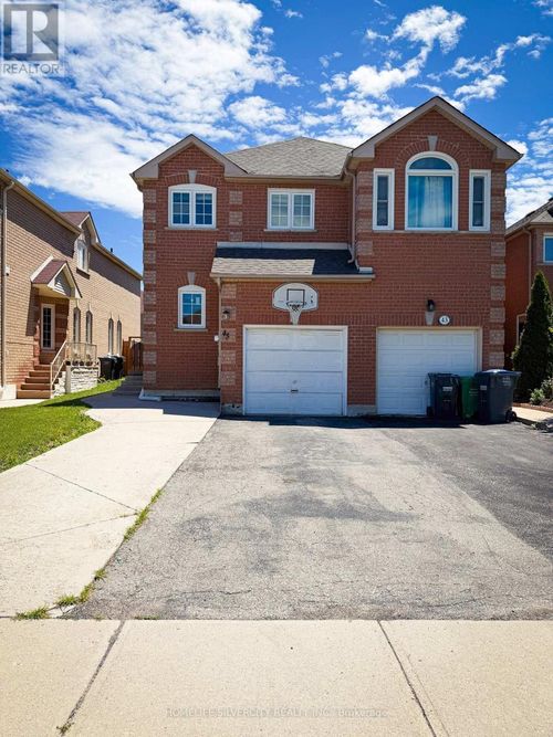 45 Piane Ave, Brampton, ON, L6Y4X9 | Card Image