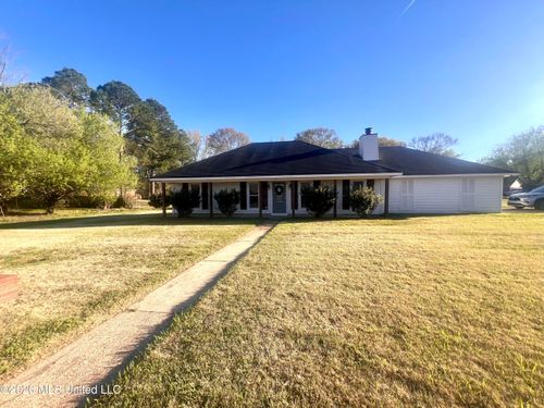 405 Beaver Creek Dr, Ridgeland, MS, 39157-2113 | Card Image