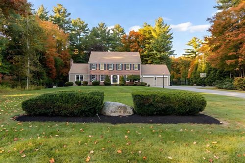160 Grange Park, Bridgewater, MA, 02324 | Card Image
