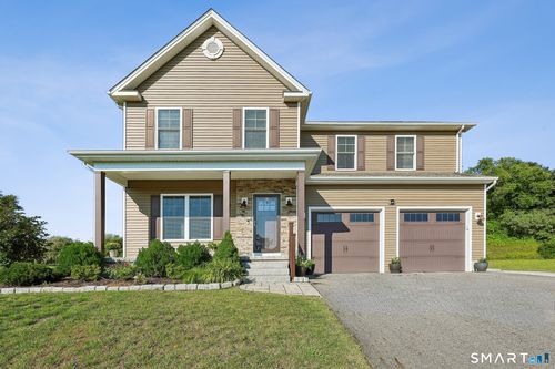 17 Sea View Ter, Waterford, CT, 06385-2633 | Card Image