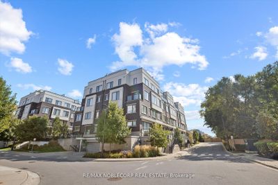 56 - 300 Alex Gardner Cir, Condo with 2 bedrooms, 3 bathrooms and 2 parking in Aurora ON | Image 2