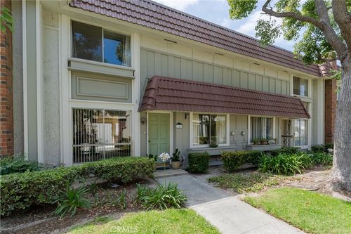11464 Miscou Way, Cypress, CA, 90630-5417 | Card Image