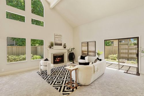 2021 Cedar Ridge Dr, Stockton, CA, 95207-4670 | Card Image