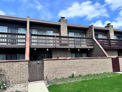 804-804 Kenneth Circle, Elgin, IL, 60120 | Card Image