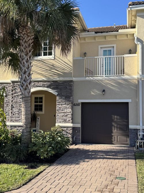 6287 Se Portofino Cir, Hobe Sound, FL, 33455-5800 | Card Image