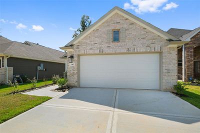 345 Salerio Way, House other with 3 bedrooms, 2 bathrooms and null parking in Conroe TX | Image 2