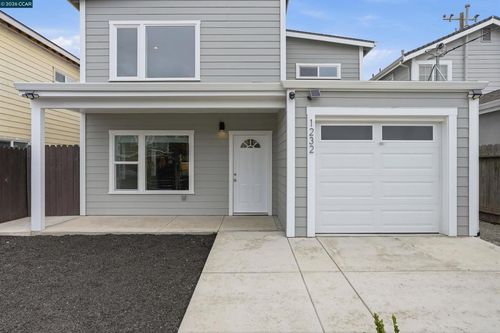 1232 York St, Richmond, CA, 94801 | Card Image