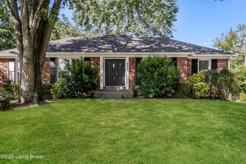 9000 Willowwood Way, Louisville, KY, 40299-1514 | Card Image