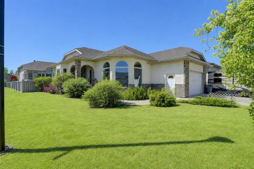 9009 128 Ave, Grande Prairie, AB, T8X8C7 | Card Image