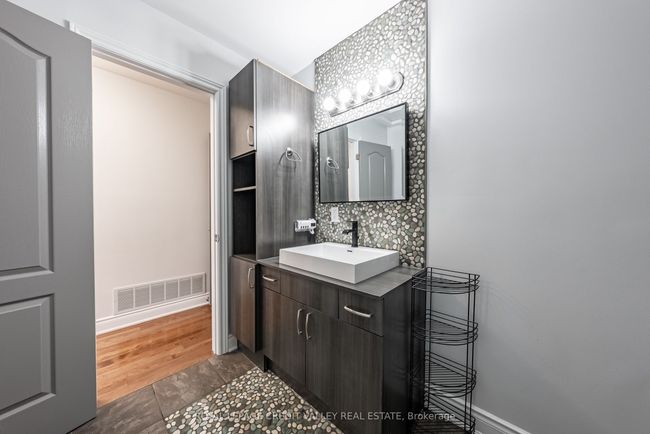 8 Petunias Rd, House attached with 4 bedrooms, 2 bathrooms and 3 parking in Brampton ON | Image 20