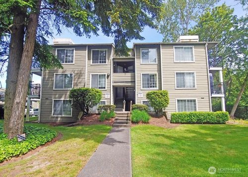 y-203-28716 18th Ave S, Federal Way, WA, 98003-3042 | Card Image