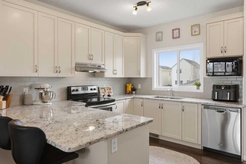 2116 Reunion Square Nw, Airdrie, AB, T4B0Y9 | Card Image
