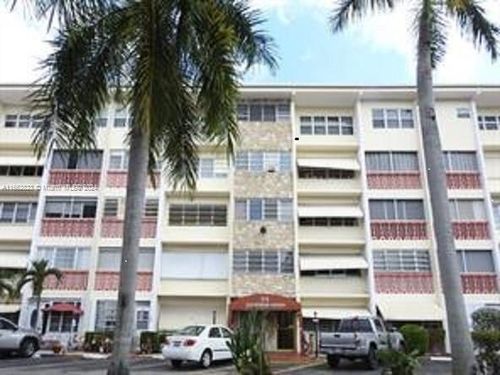 405b-215 Se 3rd Ave, Hallandale Beach, FL, 33009 | Card Image