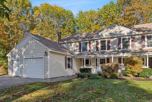 22-22 Winchester Court, Kennebunk, ME, 04043 | Card Image