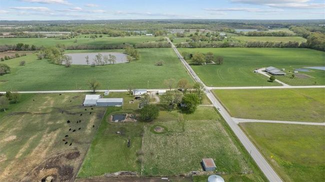 33910 E State Route Vv, House other with 3 bedrooms, 1 bathrooms and null parking in Pleasant Hill MO | Image 30