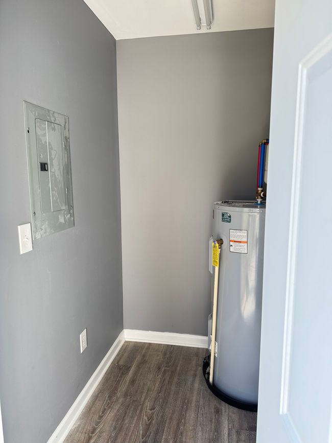 201 Sisk St, Home with 2 bedrooms, 1 bathrooms and null parking in Decherd TN | Image 10