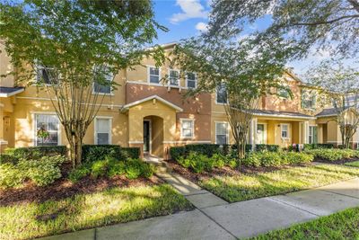 447 Winter Nellis Circle, Townhouse with 2 bedrooms, 2 bathrooms and null parking in Winter Garden FL | Image 3