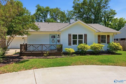 2401 Bonita Dr Sw, Huntsville, AL, 35801-3908 | Card Image