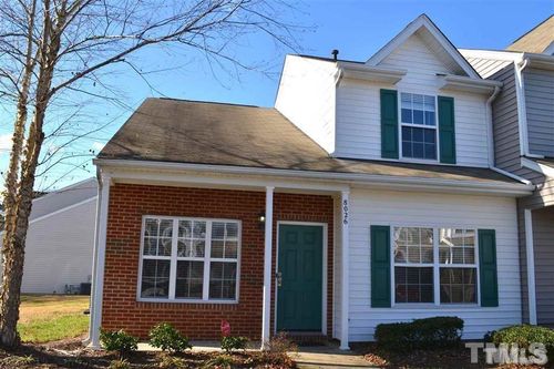 8026 River Gold Ln, Raleigh, NC, 27616-5561 | Card Image