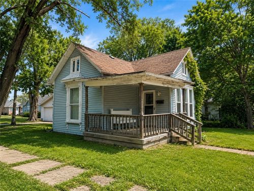 1303 Jefferson Ave, Charleston, IL, 61920-1659 | Card Image