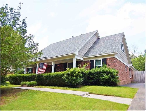 461 Dove Valley Rd, Collierville, TN, 38017-2140 | Card Image