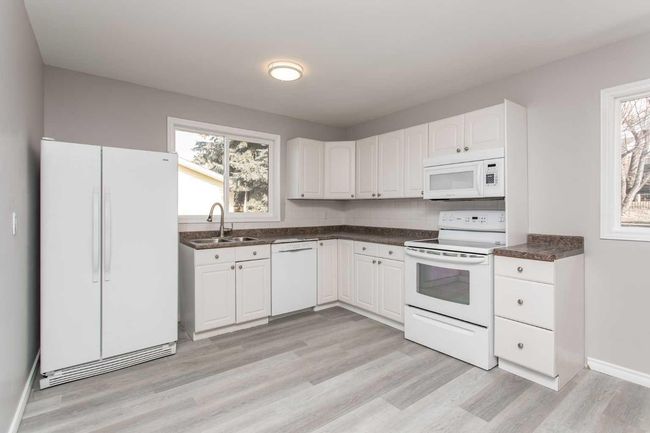 103 Westview Dr, House other with 5 bedrooms, 3 bathrooms and 4 parking in Sylvan Lake AB | Image 16