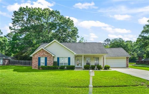 1040 Newman Cir, Franklinton, LA, 70438-2076 | Card Image