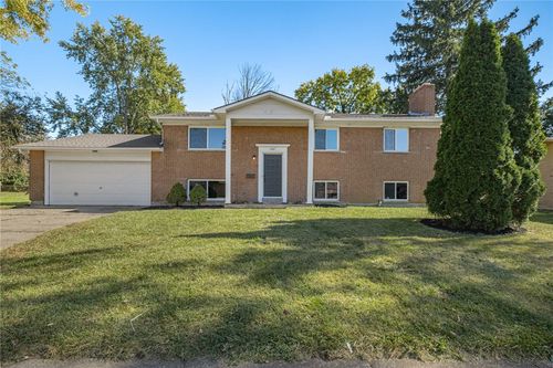 4867 Northgate Ct, Trotwood, OH, 45416-1126 | Card Image