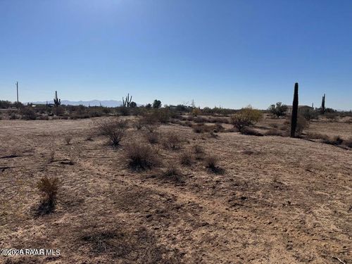 Xx00 N 251st Avenue, Wickenburg, AZ, 85390 | Card Image