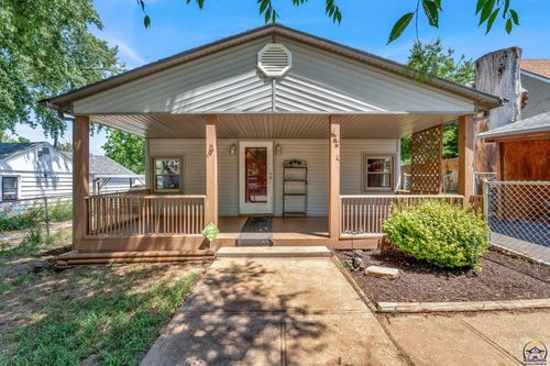 432 Se Fairfax St, Topeka, KS, 66607 | Card Image
