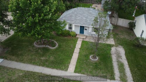 2320 W 1st St, Grand Island, NE, 68803-5305 | Card Image