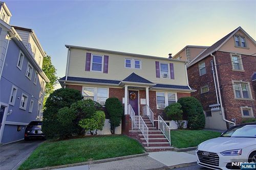 458 Shannon Pl, Cliffside Park, NJ, 07010-2037 | Card Image