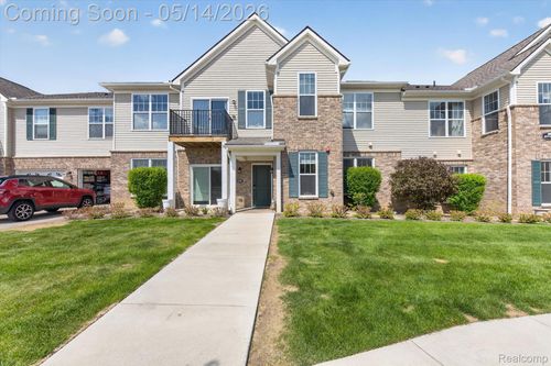 9789 Ridge Run St, Howell, MI, 48855-6316 | Card Image