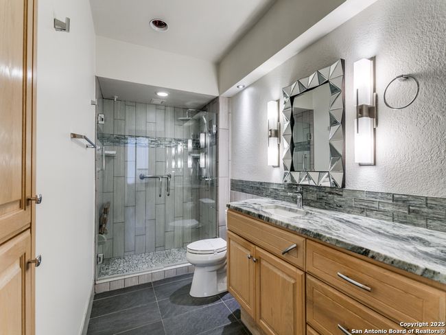 APT-1803 - 1 Towers Park Ln, Condo with 1 bedrooms, 1 bathrooms and null parking in San Antonio TX | Image 21