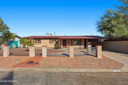 2259 E Spring Street, Tucson, AZ, 85719 | Card Image