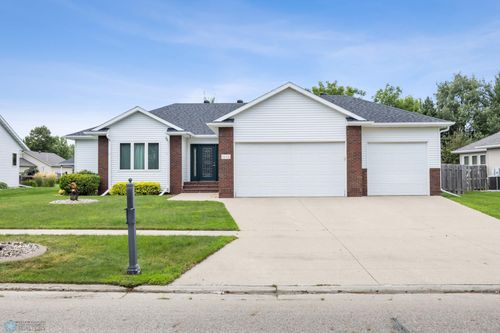 1844 1st St, West Fargo, ND, 58078-4205 | Card Image
