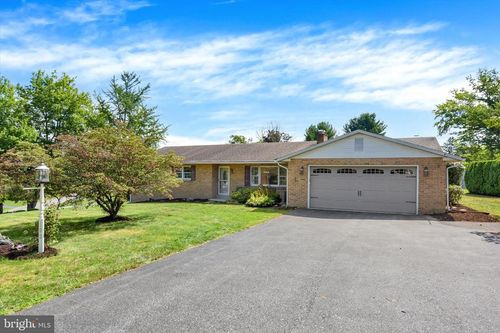 103 N Clover Ln, HARRISBURG, PA, 17112-4217 | Card Image