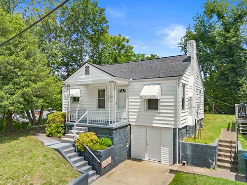 2035 Moore St, Ashland, KY, 41101-3666 | Card Image