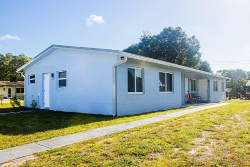 1-2-2710 Nw 24th Ave, Oakland Park, FL, 33311-2130 | Card Image