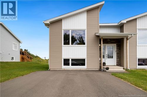 24 Landry St, Moncton, NB, E1A7A4 | Card Image