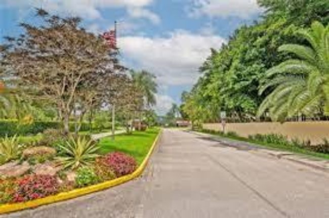 APT-204 - 9301 Lime Bay Blvd, Condo with 2 bedrooms, 2 bathrooms and null parking in Tamarac FL | Image 14