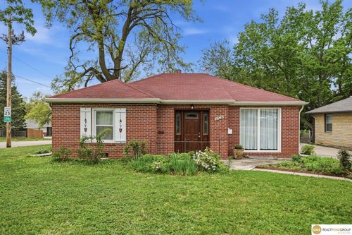 1645 48th Street, Lincoln, NE, 68506 | Card Image
