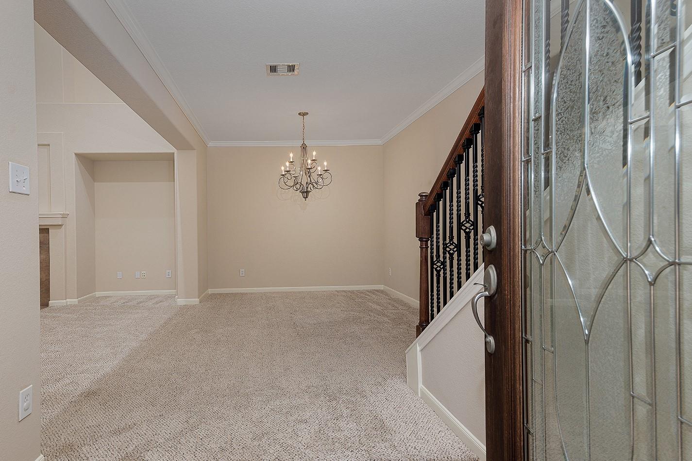 Residential Lease in The Woodlands 3
