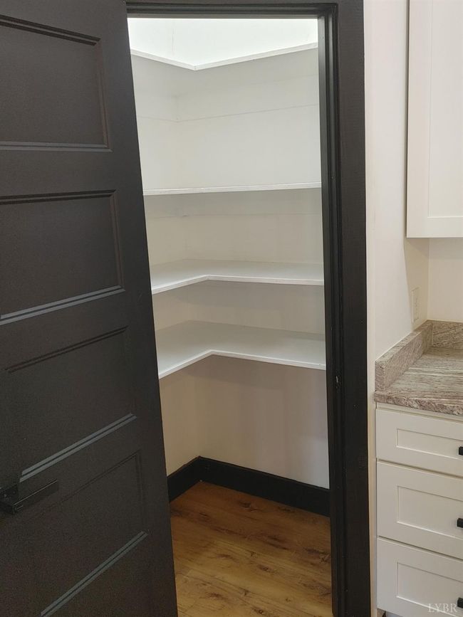 8915 Charlemont Rd, House other with 3 bedrooms, 3 bathrooms and null parking in Goode VA | Image 19