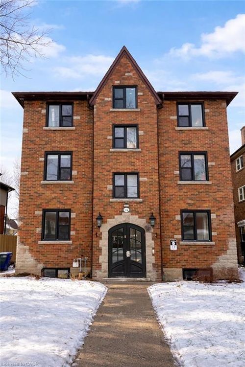 112 Margaret Ave, Kitchener, ON, N2H4H6 | Card Image